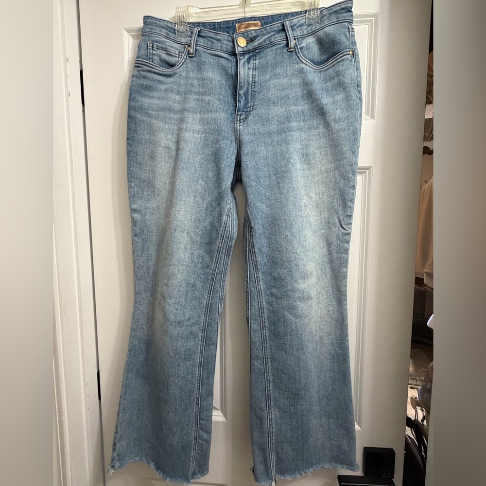 Kelsey Fab Ab Ankle Flare jeans Sz 12